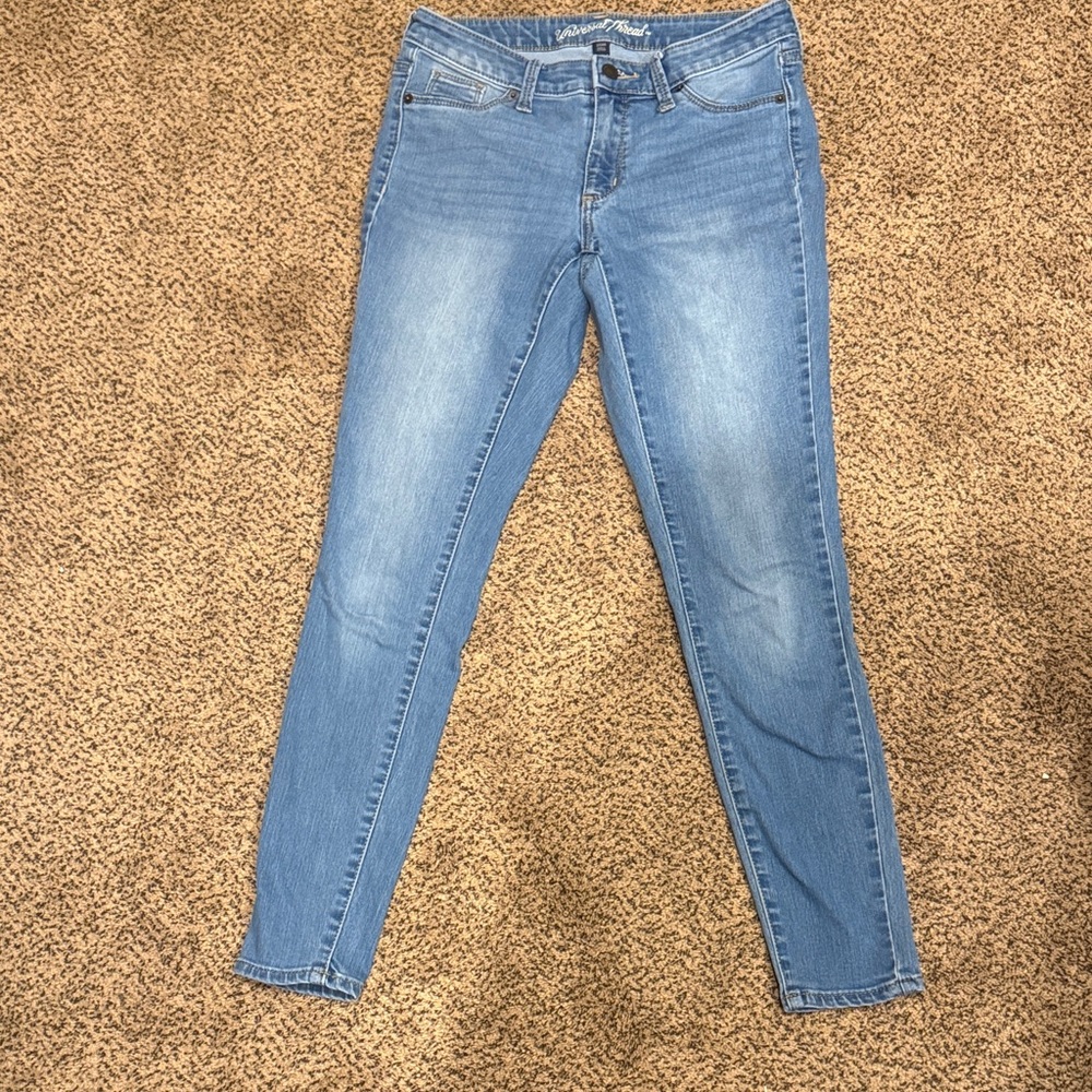 Universal Thread Light Blue Skinny Jeans